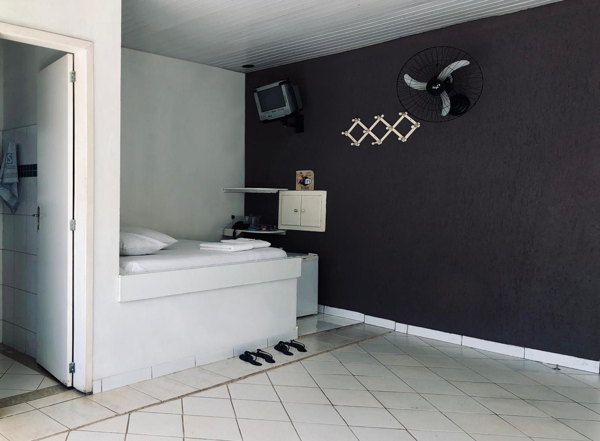 Motel Anonimus Passo Fundo Rum bild